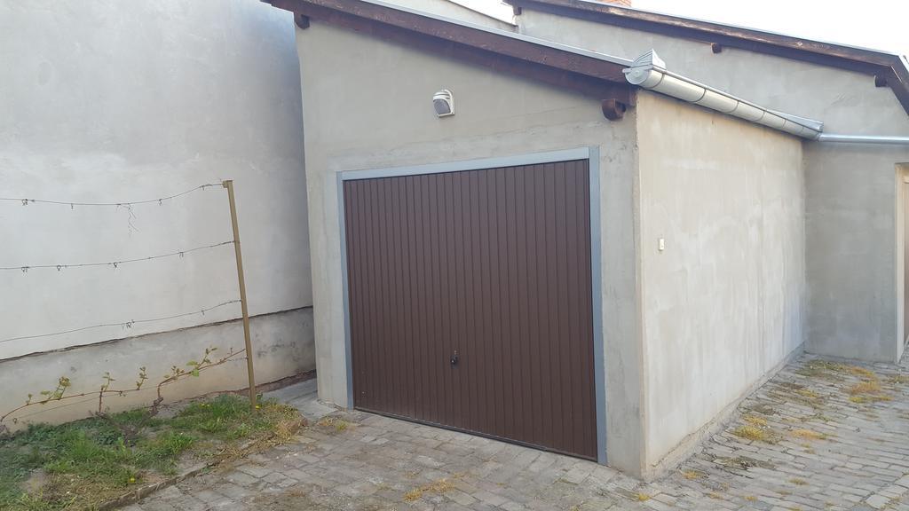 Apartment Roxana Νόβι Σαντ Εξωτερικό φωτογραφία